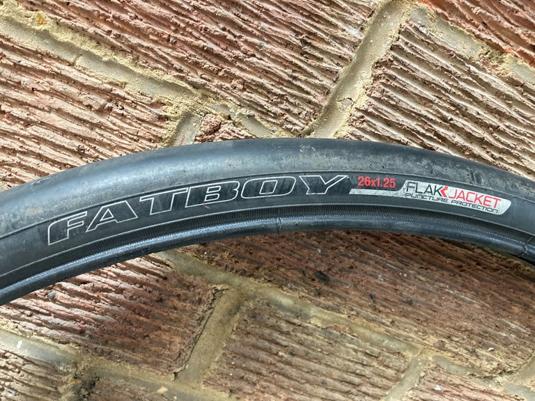Specialized Fatboy 26x1.25 Bike Tyre, Hight resistance, Anti puncture, Only two months used