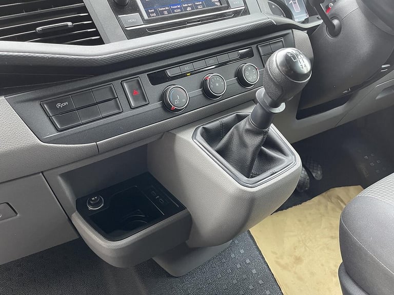 2020 Volkswagen Transporter Transporter 2.0 TDI T28 Startline FWD SWB Euro 6 (s/s) 5dr PANEL VAN ...