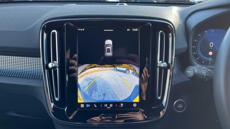 2024 Volvo XC40 Plus B3 Mild hybrid ESTATE Petrol/Electric Hybrid Automatic