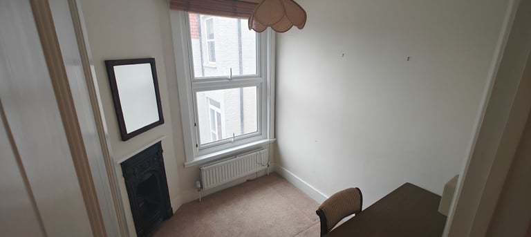 Rooms for rent in Croydon