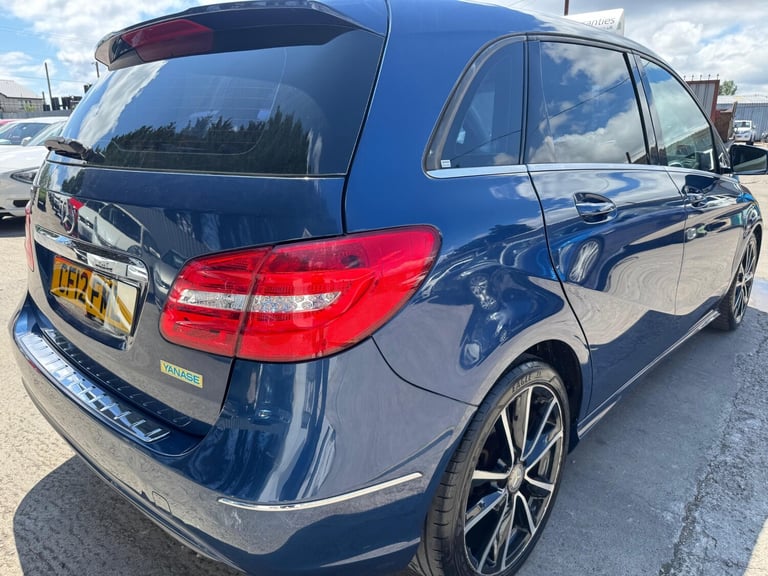 2025 Mercedes-Benz AROCS 1.6 B 180 Blue Efficiency MPV PETROL Automatic