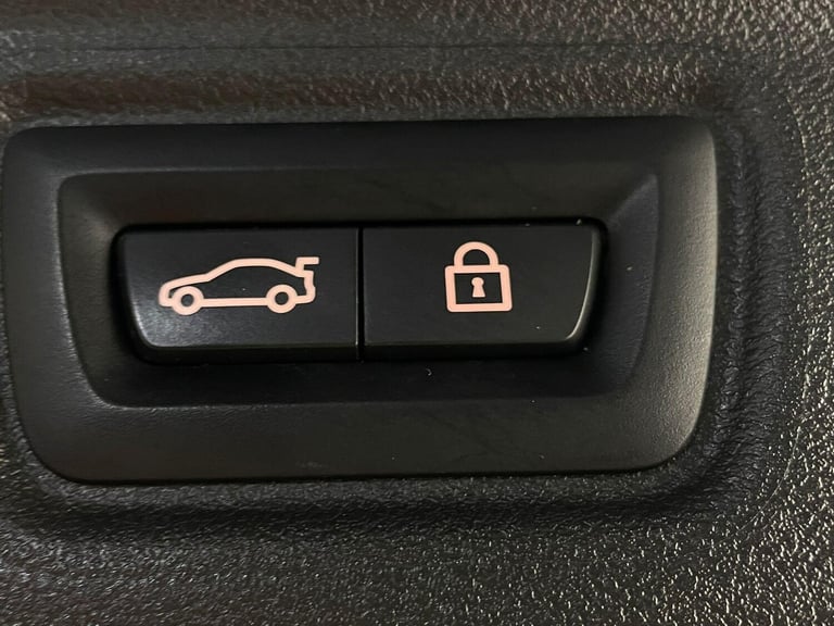 2022 BMW 3 Series 2.0 330e 12kWh M Sport Touring Auto xDrive Euro 6 (s/s) 5dr ESTATE Petrol/Elect...