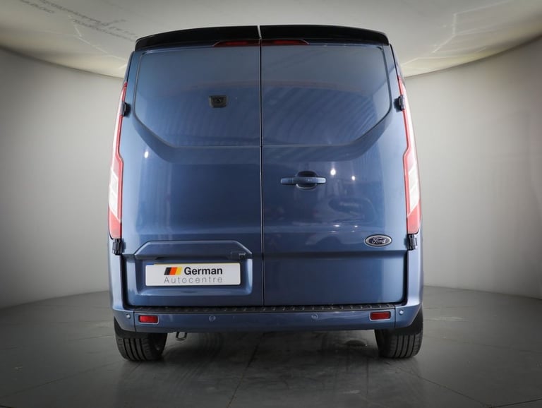 2022 Ford Transit Custom 2.0 300 EcoBlue Limited Panel Van 5dr Diesel Manual L2 H1 Euro 6 (s/s) (...