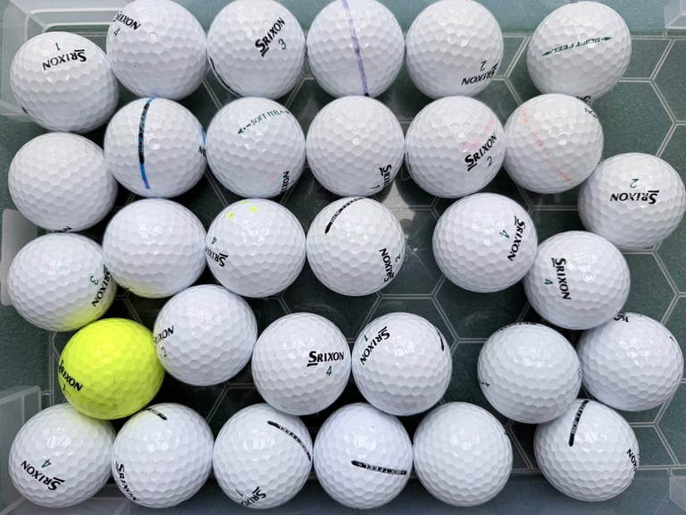 image for 30 Srixon Soft Feel Golf Balls - Good Condition