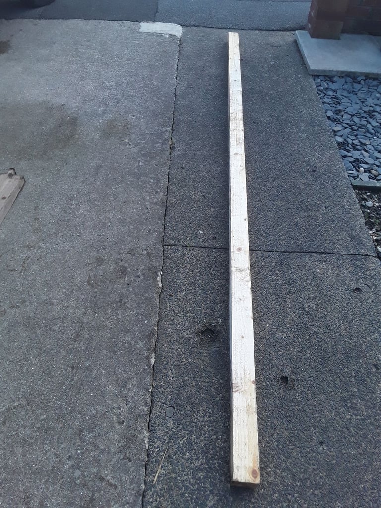 3 x 3 x10 foot long straight timbers ideal for shed structures and posts or beams