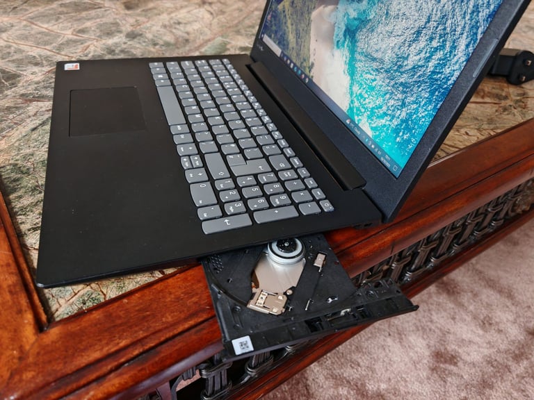 Lenovo V145 15AST 81MT HD 15.6 inch Laptop AMD A9-9425 Radeon R5 8GB RAM 256GB SSD