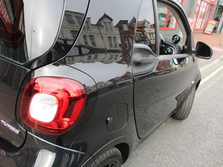 2016 smart fortwo 0.9 Turbo Black Edition 2dr Auto COUPE PETROL Automatic