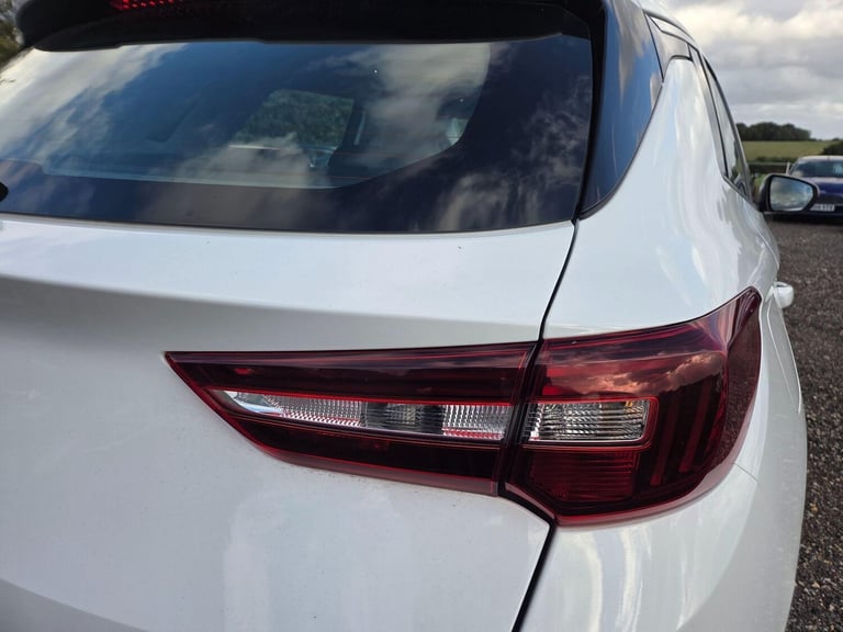 2019 Vauxhall Grandland X 1.2 Turbo Tech Line Nav Auto Euro 6 (s/s) 5dr Petrol