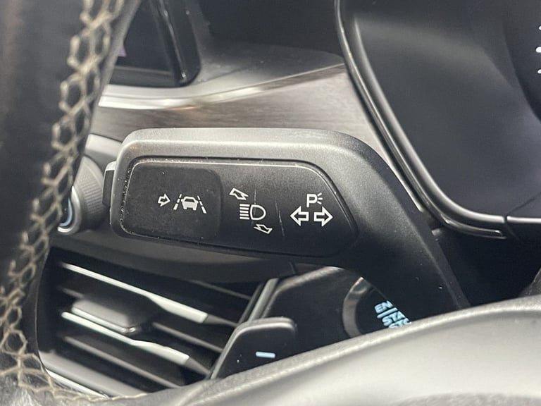 2019 Ford Focus 1.5 EcoBlue Vignale Hatchback 5dr Diesel Auto Euro 6 (s/s) (120 ps) Hatchback Die...