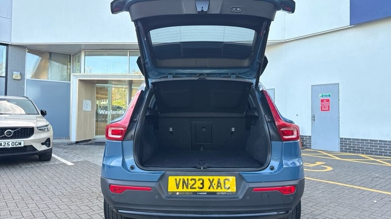 2023 Volvo XC40 Plus, B3 Mild hybrid, Petrol, Dark Estate Petrol Automatic