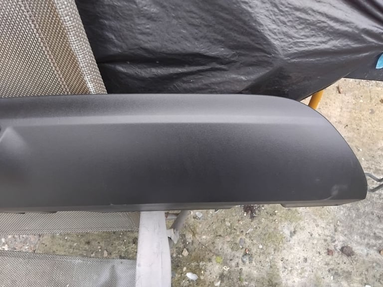 2023 fiat 500 E rear diffuser 