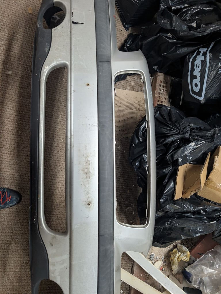 Volvo S60 Bumper Front 2000 - 2004 £10 