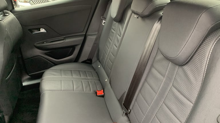 2022 Vauxhall Mokka Electric 50kWh Ultimate SUV 5dr Electric Auto (136 ps) SUV Electric Automatic