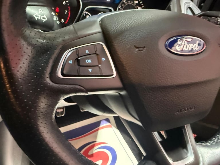 2017 Ford Focus 1.0T EcoBoost ST-Line Euro 6 (s/s) 5dr ESTATE Petrol Manual