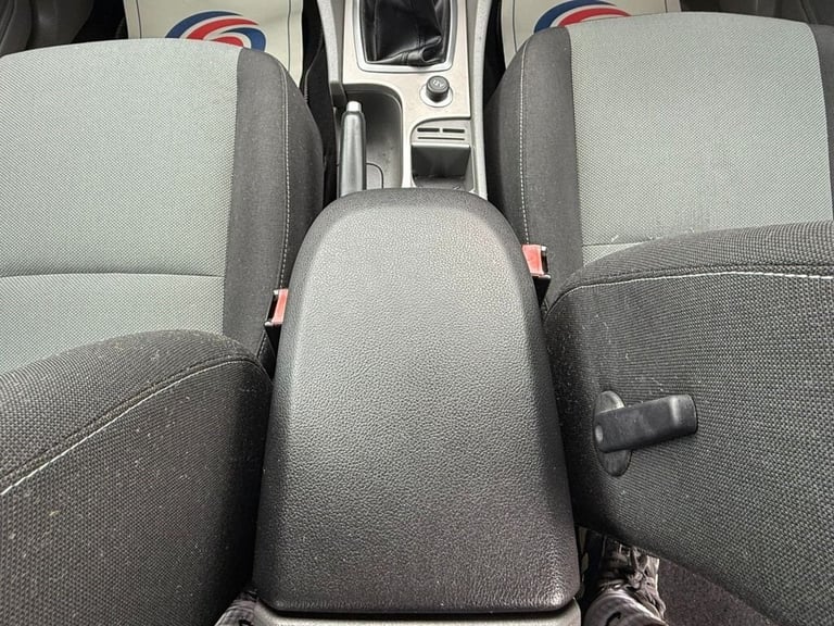 2009 09 FORD FOCUS 1.6 ZETEC HATCHBACK 5DR PETROL MANUAL (161 G/KM, 99 BHP)