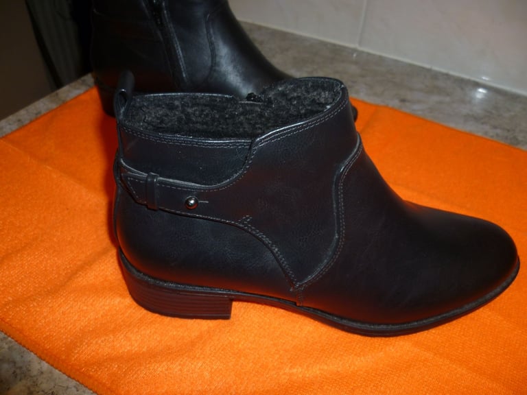 Ladies Ankle Boots