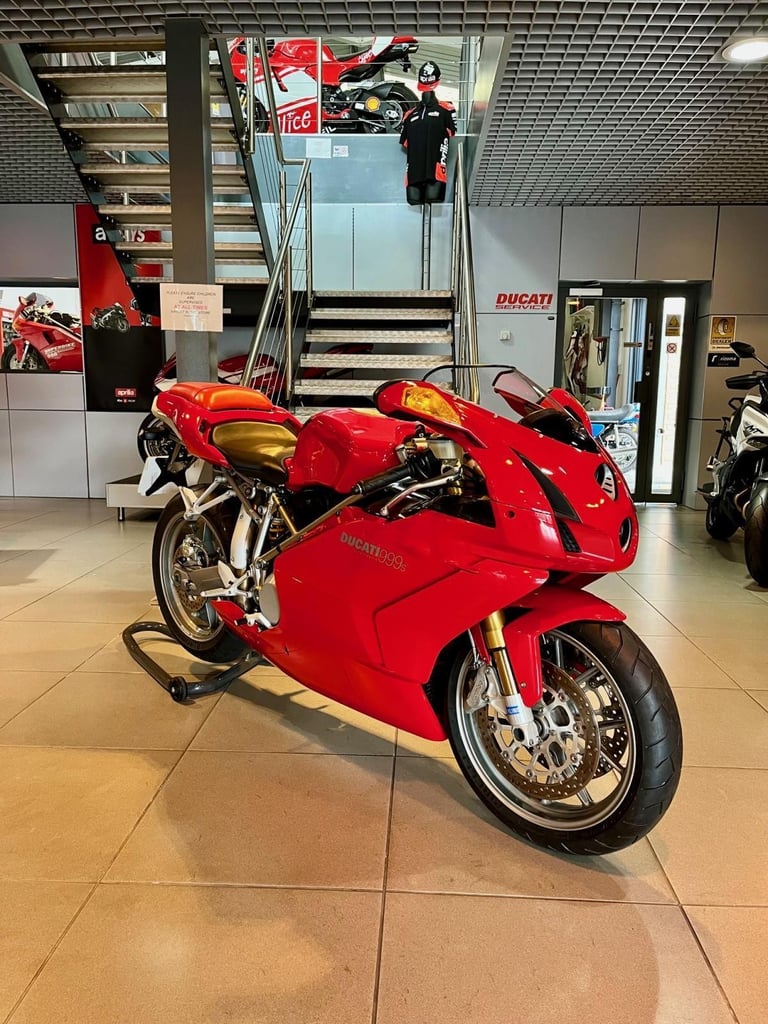 DUCATI [Phone number removed]16 [Phone number removed][Phone number removed]0 MONSTER DIAVEL SUPE...