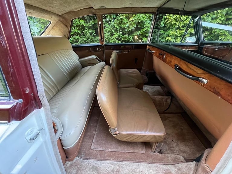 DAIMLER LIMOUSINE 4.2 1980