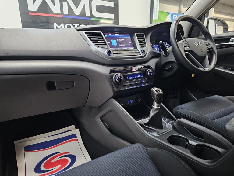 2015 Hyundai TUCSON 1.7 CRDi Blue Drive SE Nav 5dr 2WD ESTATE Diesel Manual