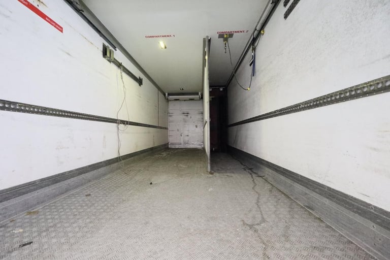 2016 (16 PLATE) Scania P250 4x2 Euro 6 Refrigerated