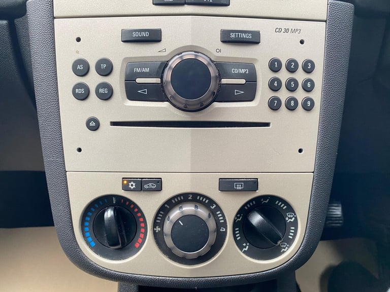 2008 Vauxhall Corsa 1.0i 12V Breeze 5dr HATCHBACK Petrol Manual