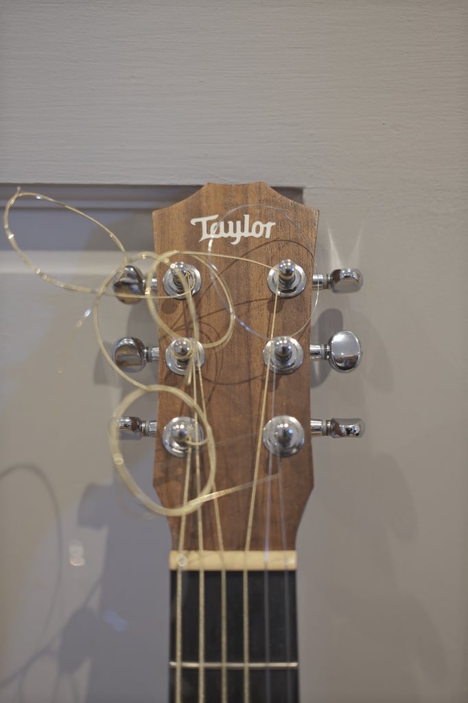 Baby Taylor BT2e