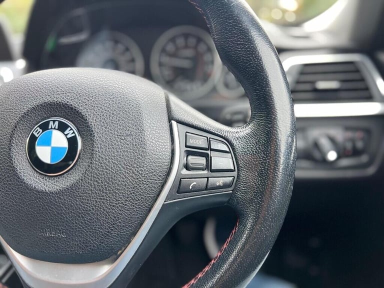 2016 BMW 3 Series 320i 2.0 Manual Sport 4dr Saloon 105,000 Miles. ULEZ Free. PX OK SALOON Petrol ...