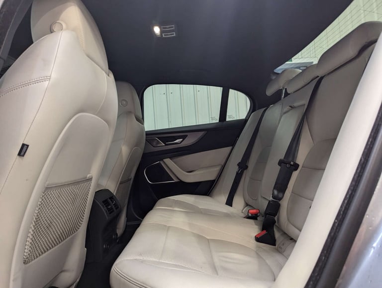 2020 Jaguar XE 2.0d R-Dynamic S 4dr Auto SALOON DIESEL Automatic