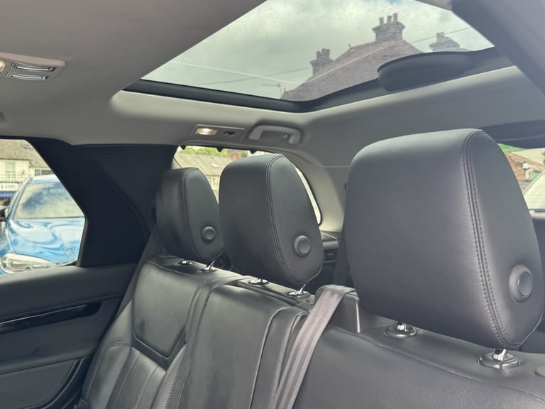 LAND ROVER DISCOVERY 3.0 SD V6 Anniversary Edition SUV 5dr Diesel Auto 4WD Euro 