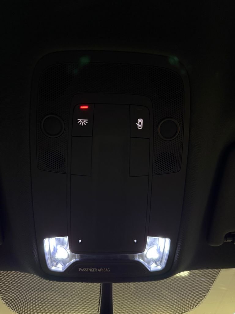 2017 67 AUDI Q2 1.4 TFSI COD S LINE SUV 5DR PETROL S TRONIC EURO 6 (S/S) (150 PS