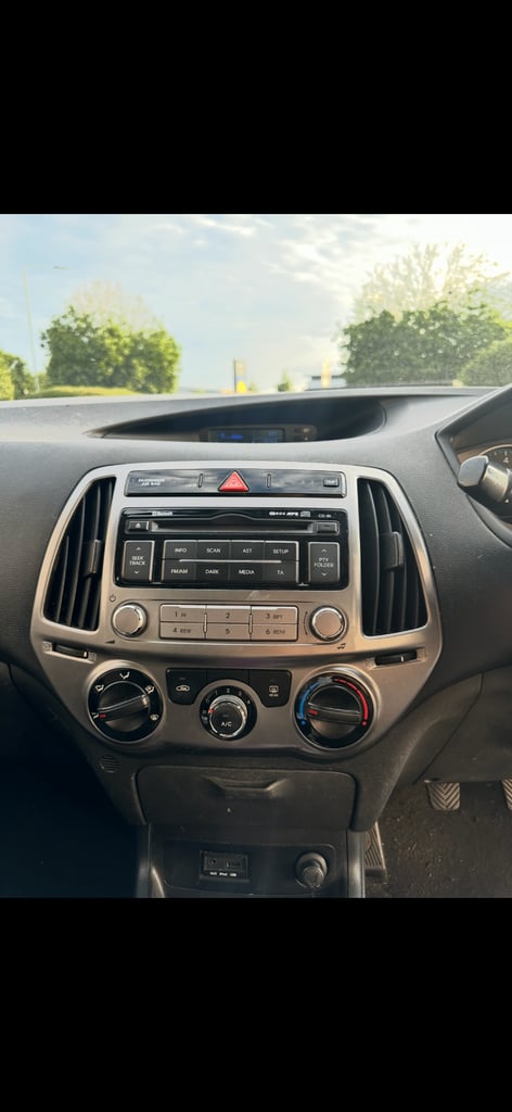 Hyundai, I20, Hatchback, 2014, Manual, 1248 (cc), 5 doors