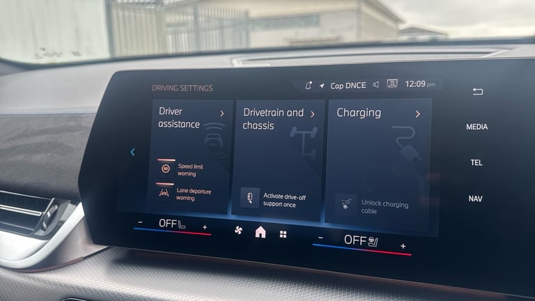 2025 BMW iX2 150kW eDrive20 Shadow Edition 65kWh 5dr Auto Electric Hatchback Hatchback Electric A...