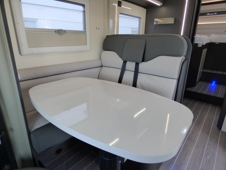 Roller Team Zefiro 685 Motorhome DIESEL MANUAL 2025
