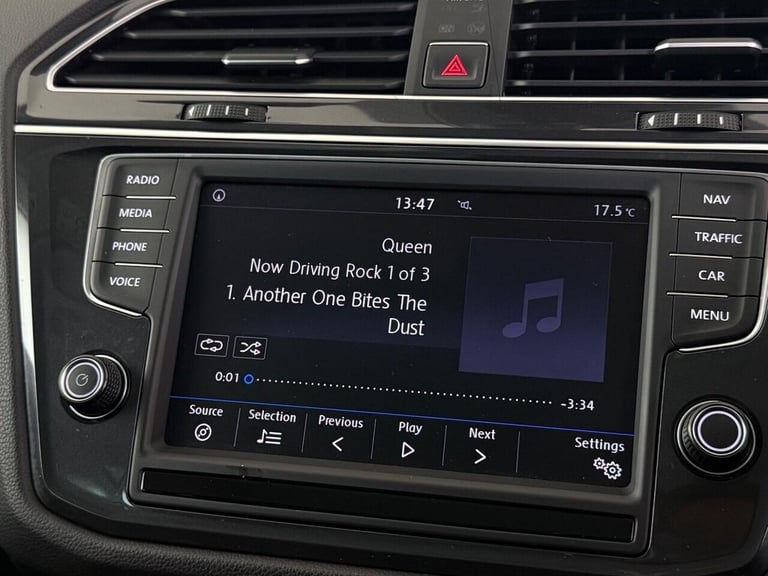 2017 Volkswagen Tiguan 2.0 TDI BlueMotion Tech SE Navigation Euro 6 (s/s) 5dr ESTATE Diesel Manual