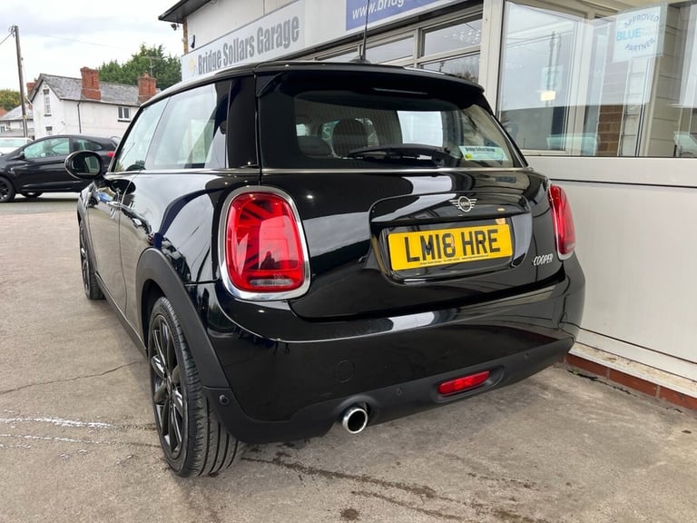 2018 18 MINI HATCH 1.5 COOPER HATCHBACK 3DR PETROL MANUAL EURO 6 (S/S) (136 PS)