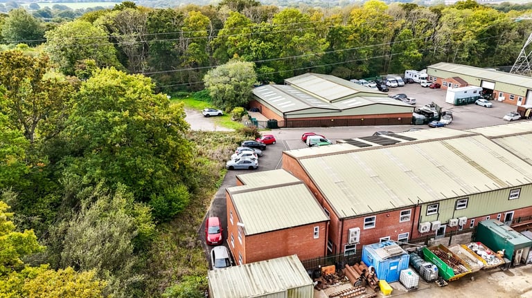 First-Floor Office to Rent in Henfield – £400 pcm (All-Inclusive)