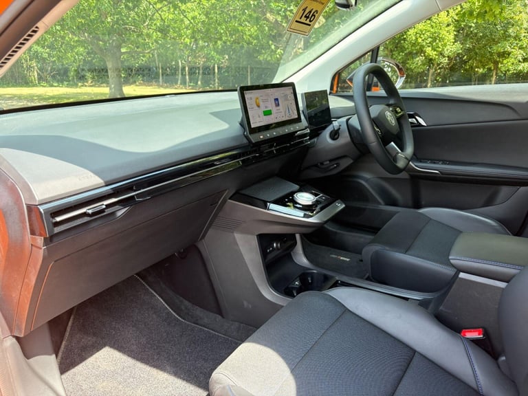 2025 MG MG4 77kWh Trophy Extended Range Auto 5dr HATCHBACK Electric Automatic