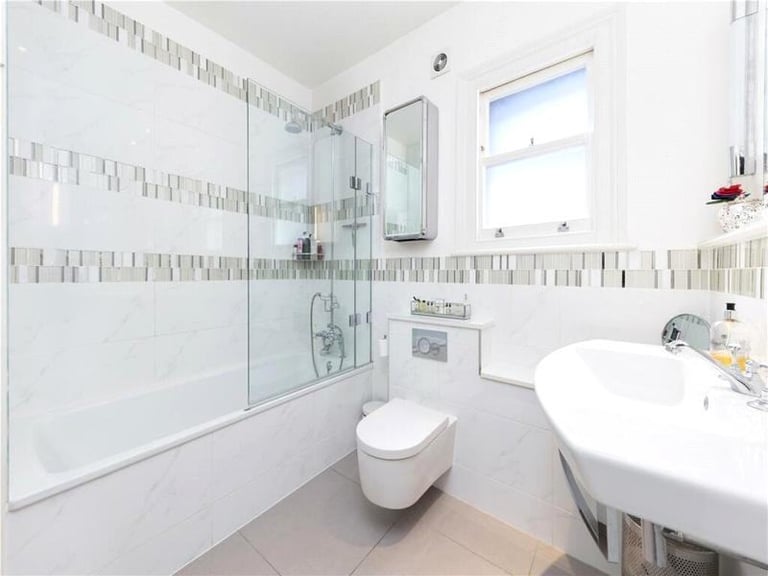 🏡 Cozy room available in Southfields 