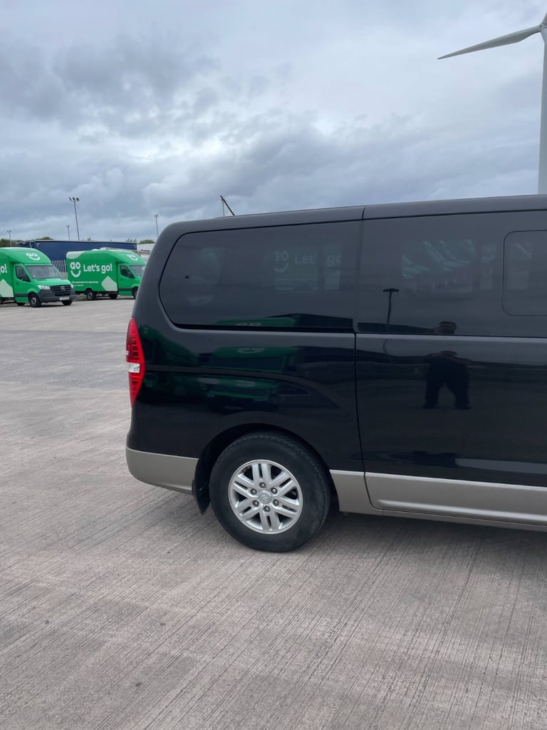Hyundai, I800, MPV, 2018, Manual, 2497 (cc), 5 doors