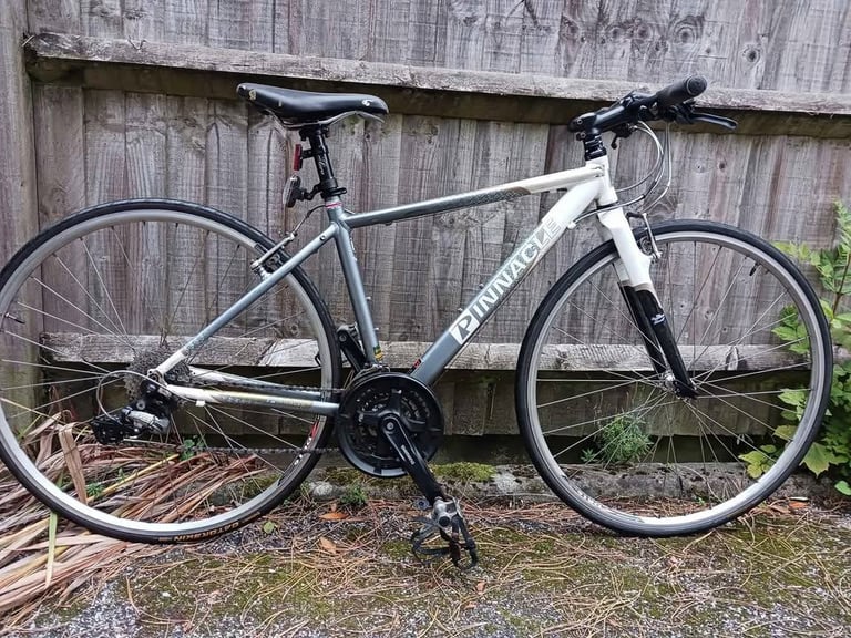 image for Pinnacle: Lightweight Ladies Flat Handlebars Road Bike