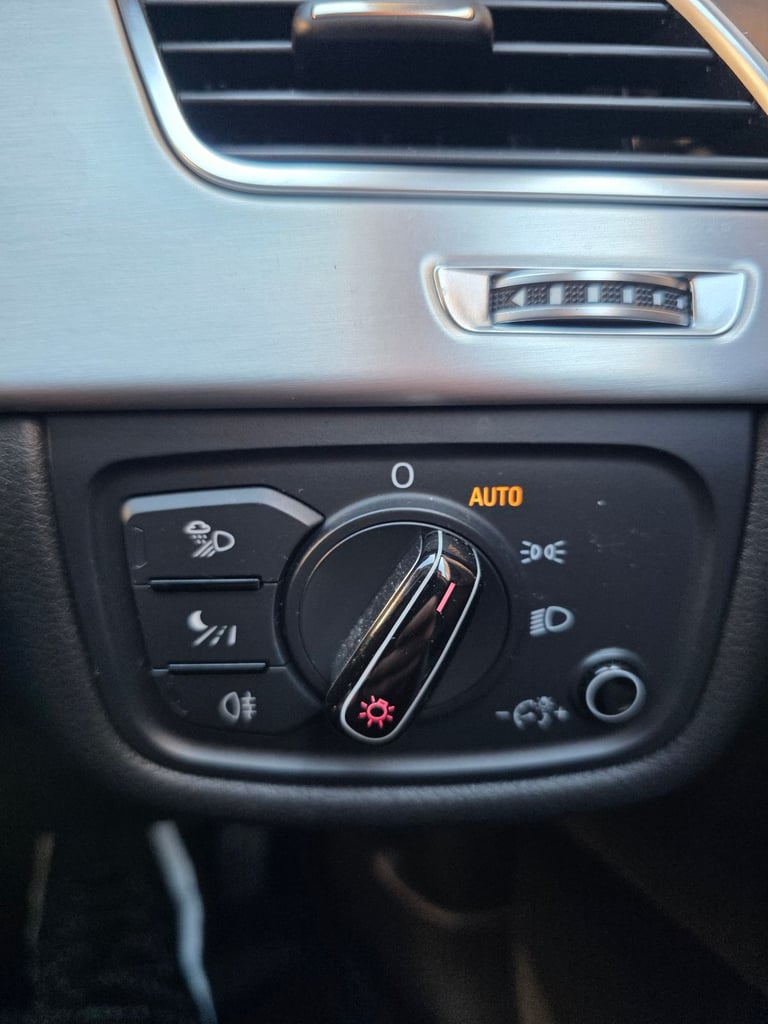 Audi, A8, Saloon, 2010, Semi-Auto, 4134 (cc), 4 doors