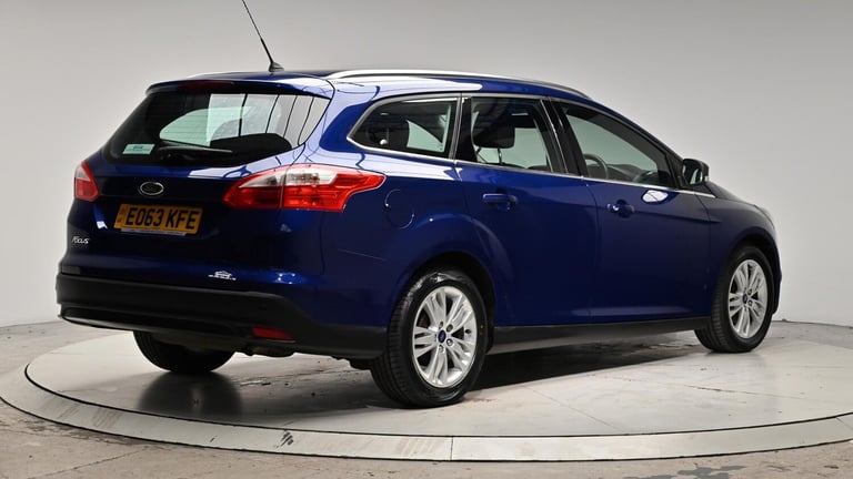 2013 Ford Focus 1.6 Titanium Navigator Powershift Euro 5 5dr ESTATE Petrol Automatic