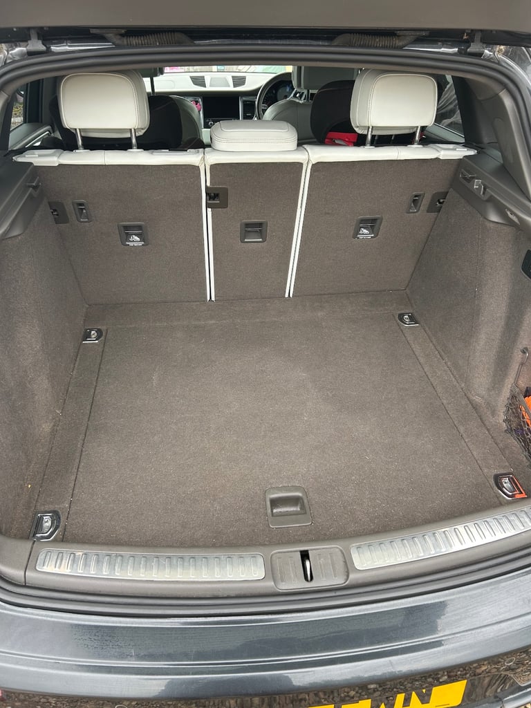 Porsche, MACAN, Estate, 2017, Semi-Auto, 2967 (cc), 5 doors