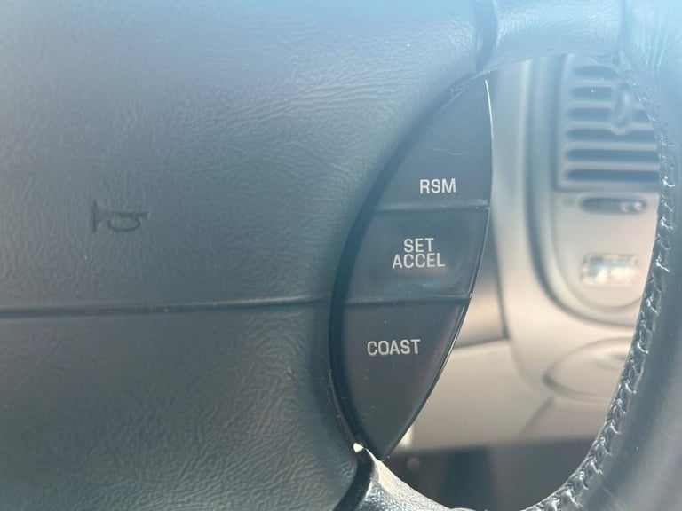 2000 Ford F150 5.4 Litre Supercharged Lightening PICKUP Petrol Automatic