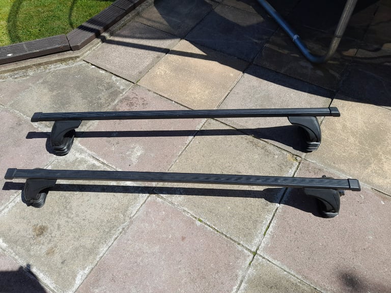 LOCKABLE Roof Rack - Fits BMW 3 and 5 series Saab 9-5 and Mondeo