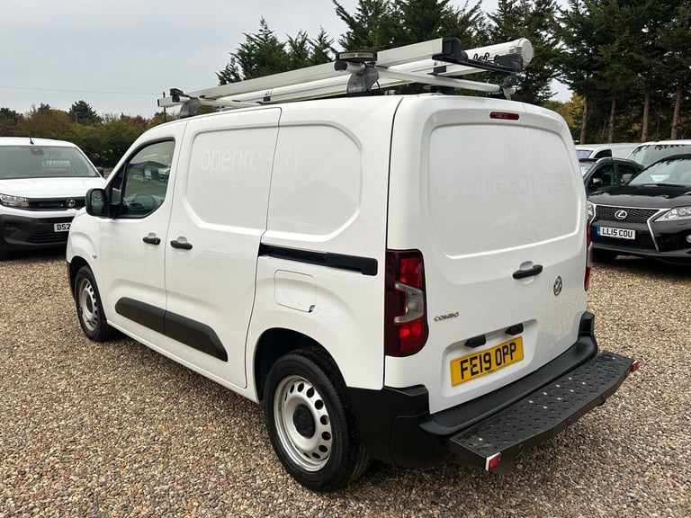 2019 Vauxhall Combo 1.6 Turbo D 2300 Edition L1 H1 Euro 6 (s/s) 4dr PANEL VAN Diesel Manual
