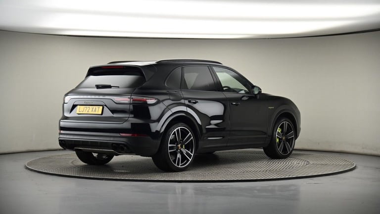2022 Porsche Cayenne 3.0 V6 E-Hybrid 17.9kWh Platinum Edition TiptronicS 4WD Euro 6 (s/s) 5dr (3 ...