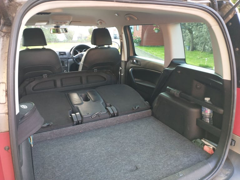 Skoda, YETI, Elegance, 2011, Manual, 1197 (cc), 5 doors