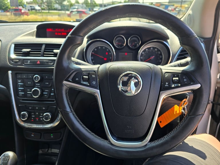 2016 Vauxhall Mokka 1.6i Exclusiv SUV 5dr Petrol Manual 2WD Euro 6 (s/s) (115 ps) SUV Petrol Manual