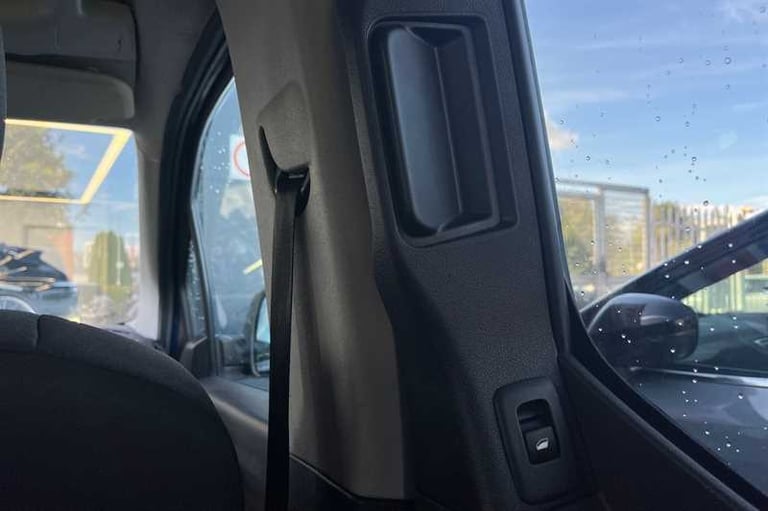 2022 Vauxhall Combo Life 1.5 TURBO D SE 5DR [7 SEAT] MPV Diesel Manual